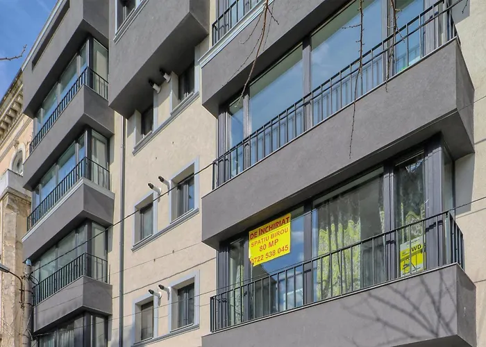 Ultracentral Studio: Explore The City In Style