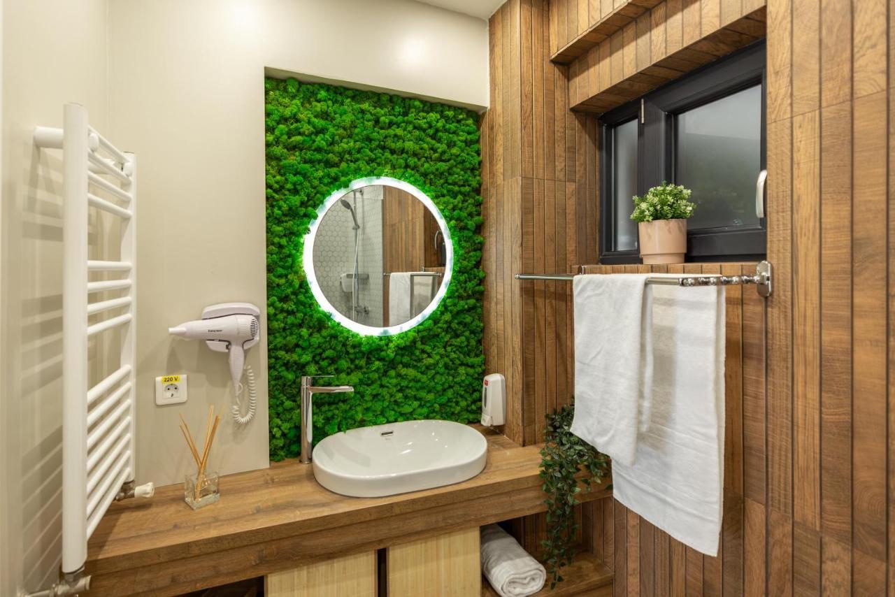 Ultracentral Studio: Explore The In Style Bucharest