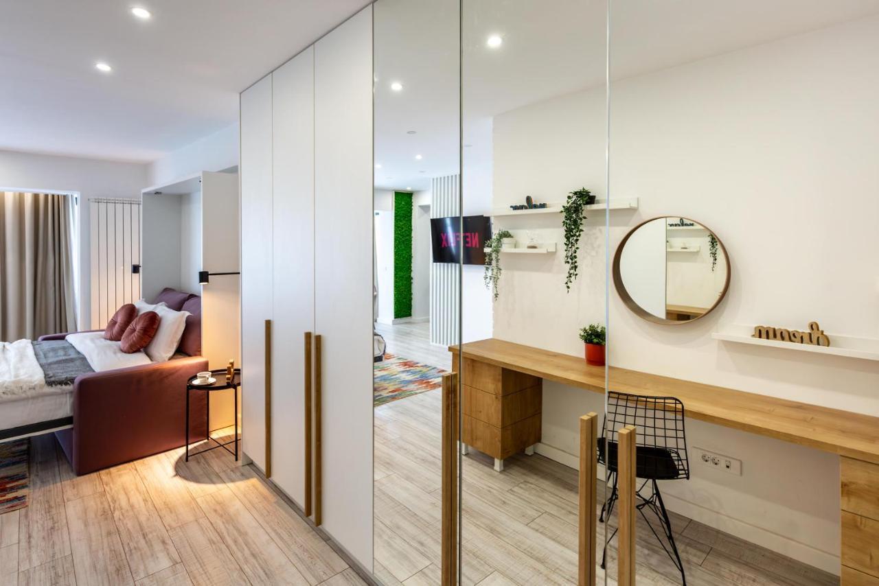 Ultracentral Studio: Explore The In Style * Bucharest
