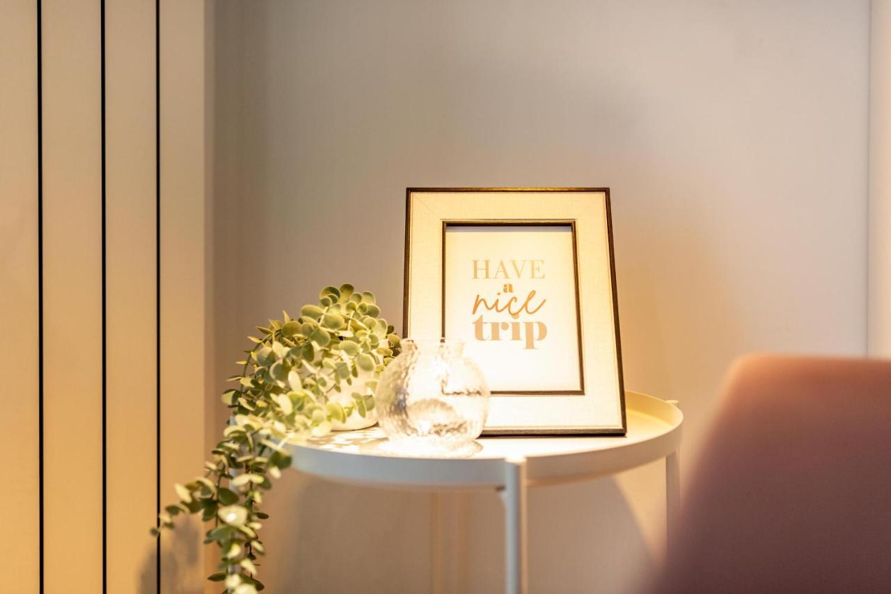 Apartment Ultracentral Studio: Explore The In Style Bucharest