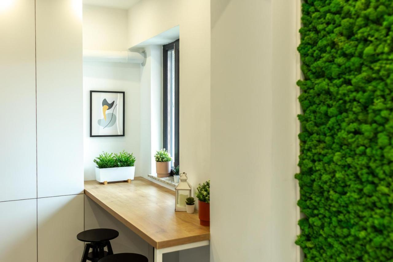 Ultracentral Studio: Explore The In Style * Bucharest
